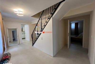 Casă cu 4 camere cu Teren 344 Mp în Central - 8