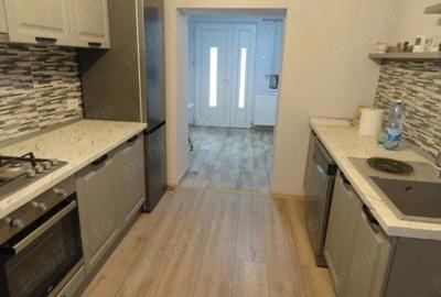 Casa renovata in Galsa, locatie foarte buna, bransamente la toate utilitatile - 11