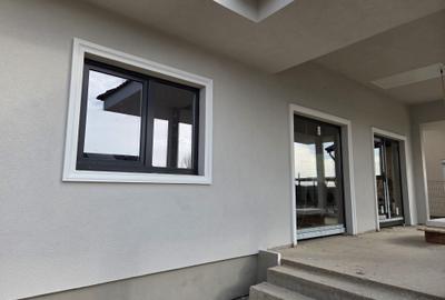 Casă cu 3 camere cu Teren 640 Mp în Moșnița Nouă - 1