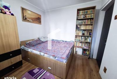 Apartament cu 3 camere decomandat în 9 Mai - 11
