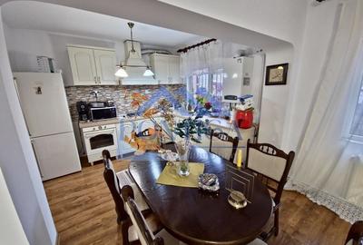 Casă cu 3 camere cu Canalizare în Inel I - 12