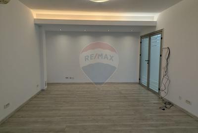 Birou, de 251 mp, în Aviatorilor - 2