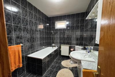 Casă cu 5 camere cu Teren 163 Mp în Siloz - 12