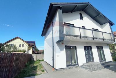 Casa cu 3 camere de vanzare in zona Turnisor Casa cu 3 camere de vanzare in zona Turnisor - 12