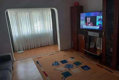 Apartament cu 3 camere decomandat, mobilat în Girocului - 2