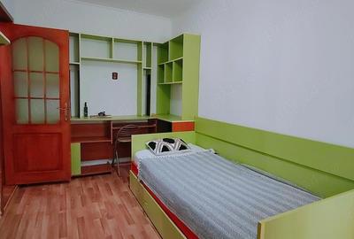 Apartament cu 3 camere decomandat în Sud - 3