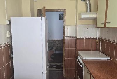 Vand apartament 2 camere in Deva, Piata Centrala, decomandat, mobilat - 10