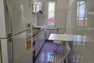 Garsonieră decomandată în Titan - 4