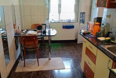 Apartament cu 3 camere decomandat în Ștefan cel Mare - 8