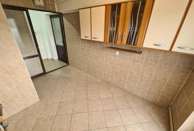 Ap 2 cam in Campina, 58 mp, et 3-- 59.000e - 1