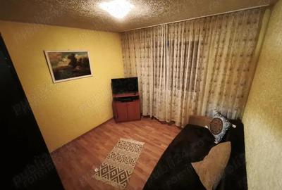 Apartament cu 3 camere semidecomandat, mobilat în Basarabia - 2