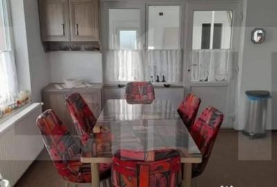 Casă cu 3 camere cu Teren 363 Mp în Curtici - 8