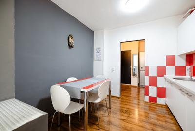 Apartament 2 camere decomandat, centrala, etaj 3 - Alfa - 4