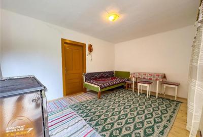 Casă cu 2 camere cu Teren 553 Mp în Sâncrai - 12