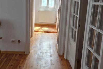 Apartament cu 3 camere semidecomandat în Trivale - 3