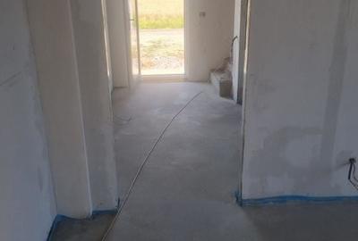 Vânzare rapidă! 4 camere 110 mp + balcon  Etaj 1/4  Finalizat - 13