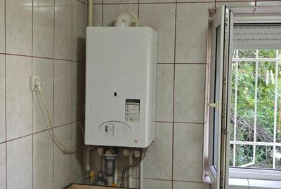 Casă cu 3 camere decomandat în Micro 14 - 3