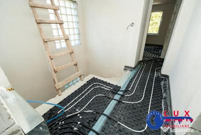 Casă cu 5 camere cu Teren 136 Mp în Neptun - 3