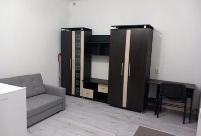 Garsonieră decomandată în 7 Noiembrie - 1