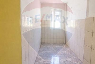 Apartament cu 2 camere decomandat în Central - 9