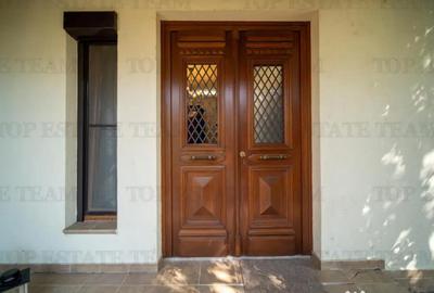 Casă cu 9 camere cu Canalizare în Crevedia - 11