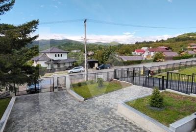 Vila de lux de vanzare