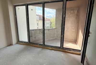 Apartament cu 3 camere decomandat în Obor - 1