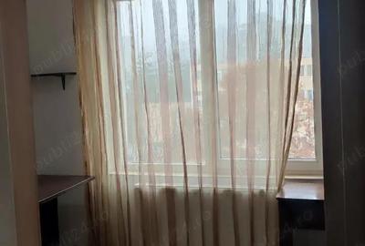 Apartament cu 3 camere decomandat în Tudor - 4