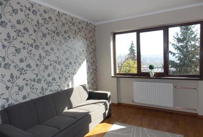 Apartament cu 4 camere semidecomandat, mobilat în Gruia - 7