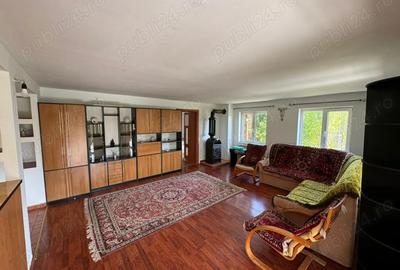 Casa Sacele, pozi?ionata intr-o zona linistita - 2