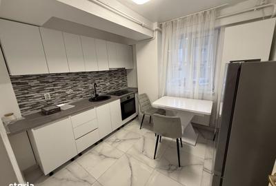 Garsonieră decomandată în Central