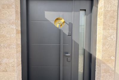 Casă cu 5 camere cu Canalizare în Otopeni - 2