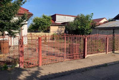 Casă cu 4 camere în Central - 2