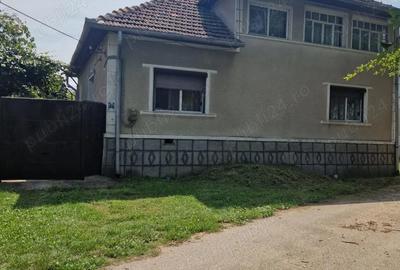 Casă cu 3 camere în Lunca - 5