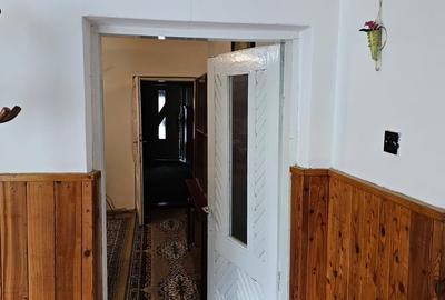 Casa de vânzare în stațiunea Azuga - 13