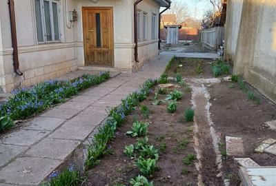 Casă cu Teren 520 Mp în Râmnicu Sărat - 1