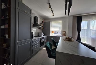 Apartament cu 2 camere în Tractorul - 17