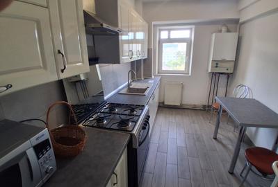 Apartament cu 2 camere decomandat în Păcurari