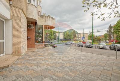 Spațiu comercial, de 155 mp, în Centrul Civic - 10