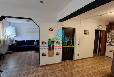 Casă cu 5 camere cu Teren 157 Mp în Central