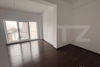 Apartament cu 3 camere decomandat în Viforâta - 17
