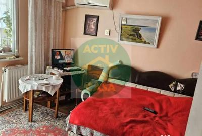 Apartament cu 3 camere decomandat în Central - 1