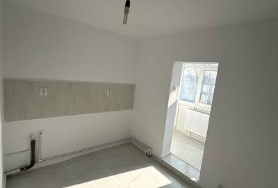 Apartament cu 2 camere decomandat în Exterior Vest - 4