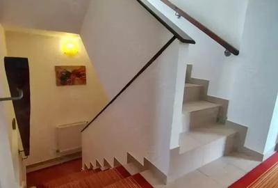 Duplex cu 5 camere cu Canalizare în Corbeanca - 4