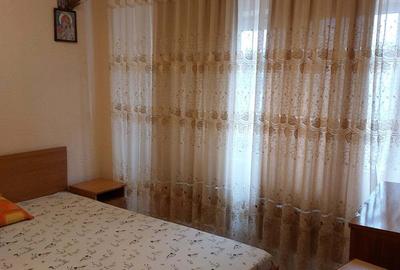 Apartament cu 3 camere în Fetești-Gară - 1