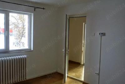 Casă cu Teren 100 Mp în Central - 3