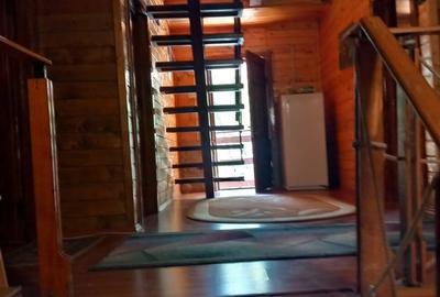 Casă cu 6 camere în Cheia - 1