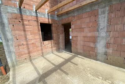 Casă cu 3 camere cu Teren 500 Mp în Central - 14