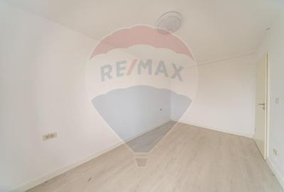 Apartament 3 camere intr-un bloc nou in zona Lebada - 13