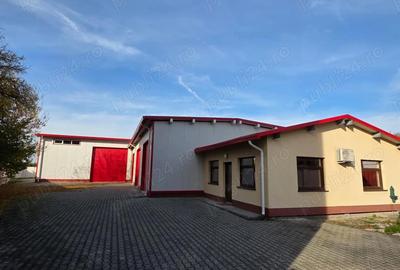 Spațiu comercial, de 550 mp, în Central - 4